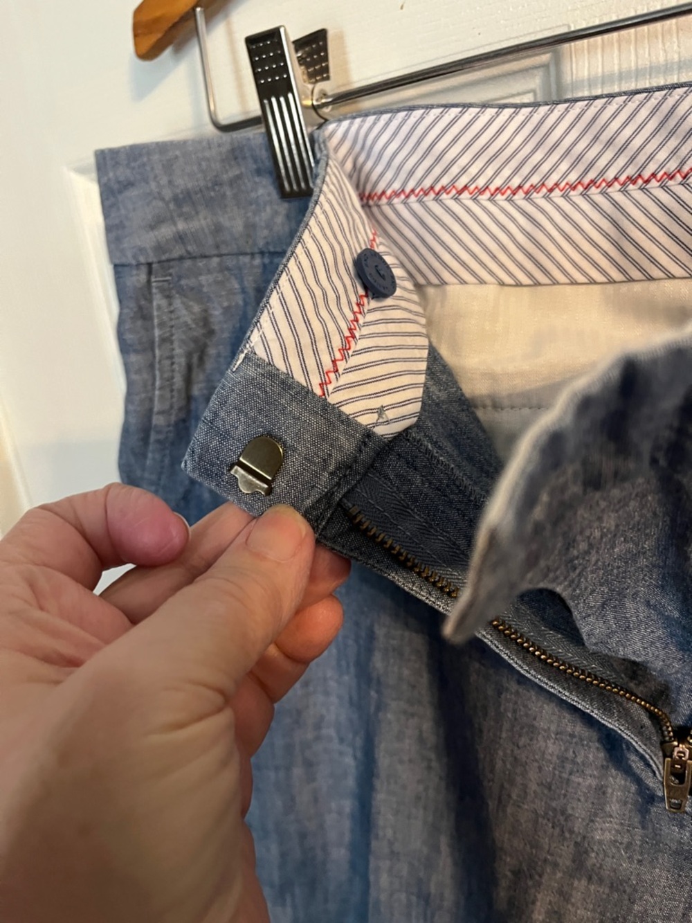 Lands End Classic Lightweight Chambray Trousers in Light Denim Blue - Picture 3 of 8